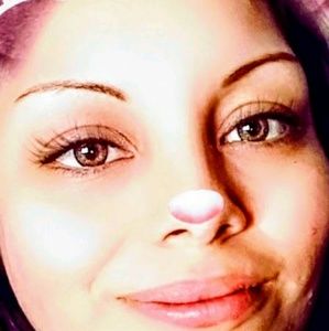 Meet your Posher, Mayra